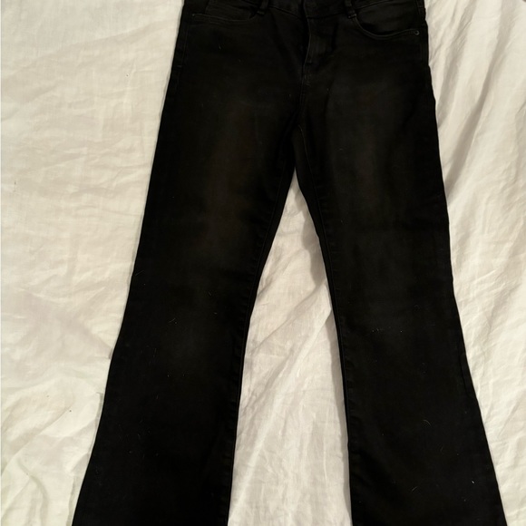 Moving - Picture 4 of 4